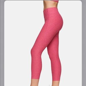 Outdoor Voices 3/4 warmup leggings